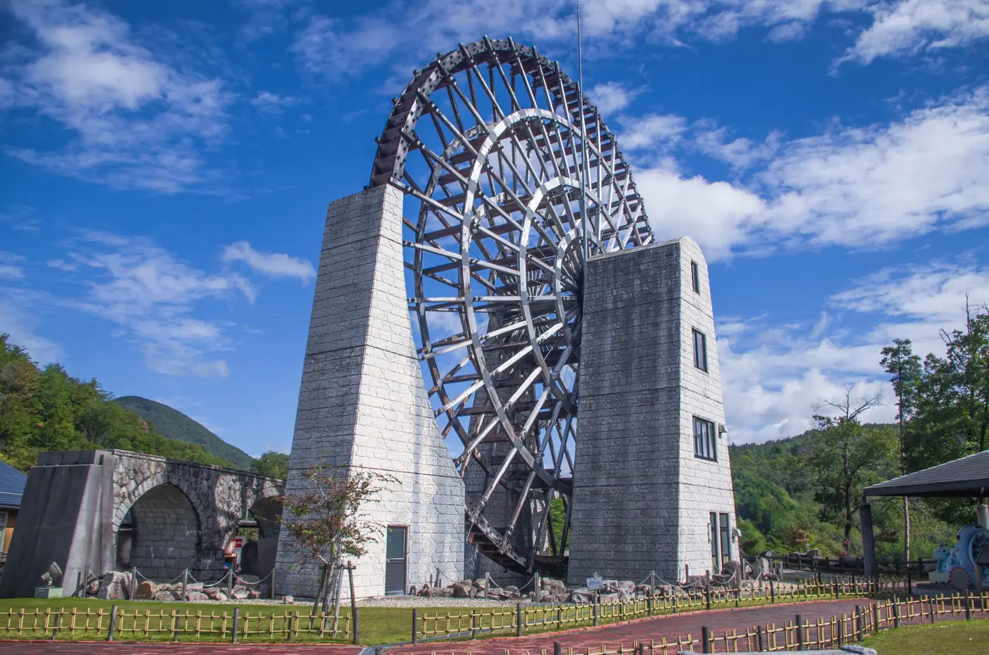 The giant wooden waterwheel at Obaachan-ichi Yamaoka