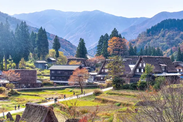Gokayama (Ainokura Village)